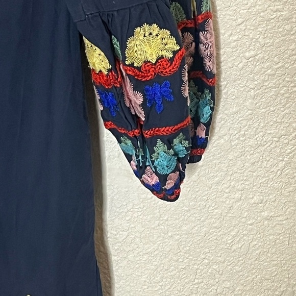 Mello Day Embroidered Sleeve Ends Top Sz Oversized XS Dress - Picture 9 of 11